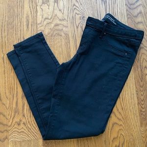 Mid-rise Black Mossimo jeggings